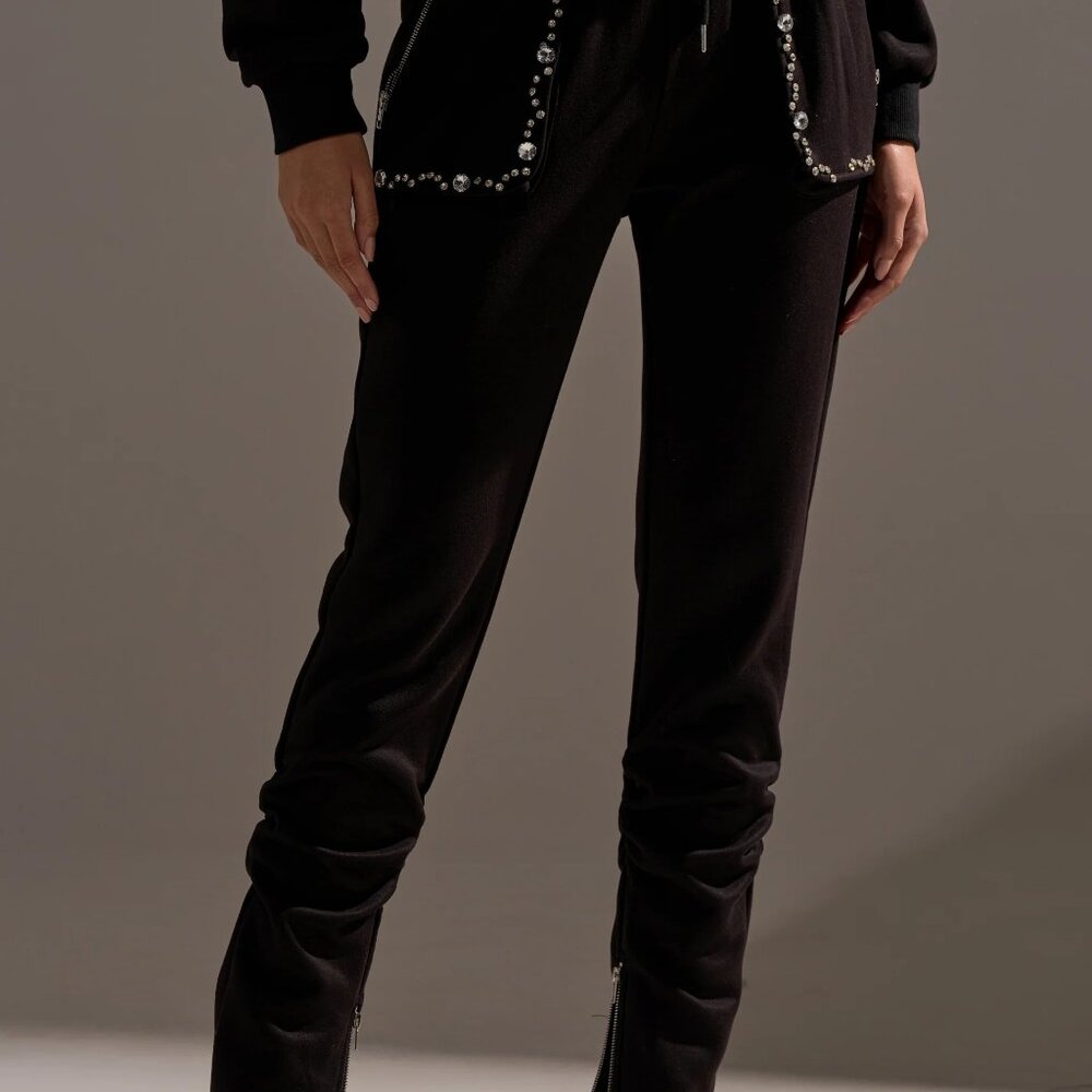 COZY HOLIDAY RHINESTONE JOGGER IN BLACK - XL